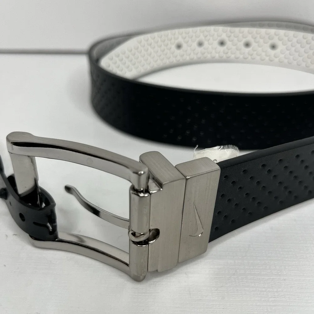 NIKE GOLF Men's Perforated Reversible Leather Belt Sz 40 White Black Preppy